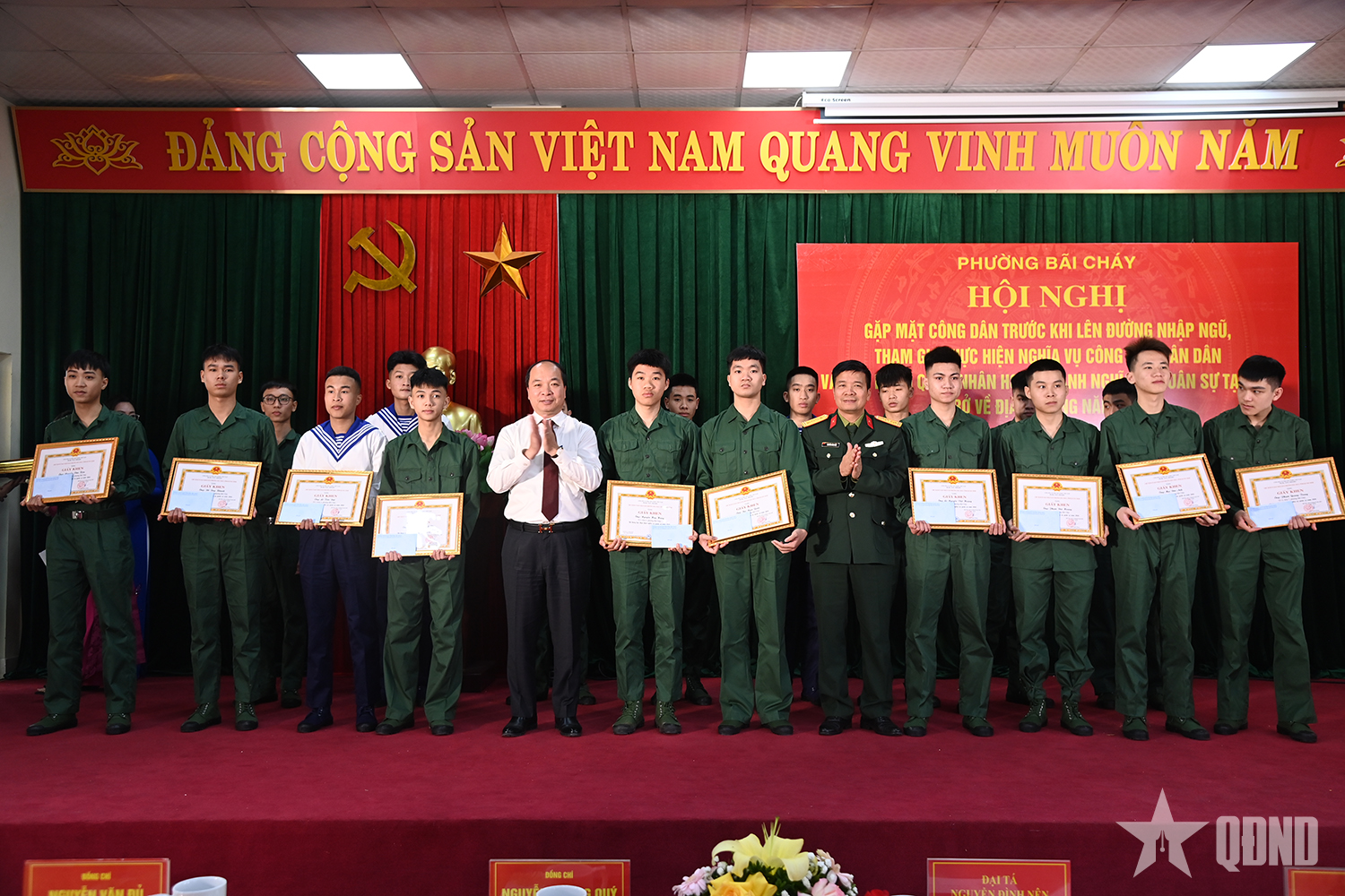 Phường Bãi Cháy gặp mặt thanh niên lên đường nhập ngũ năm 2026

